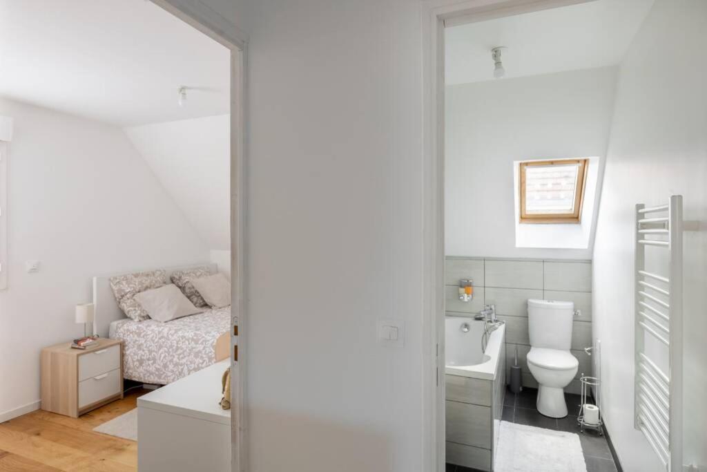 Grand Confort, Appartement Osny Esterno foto